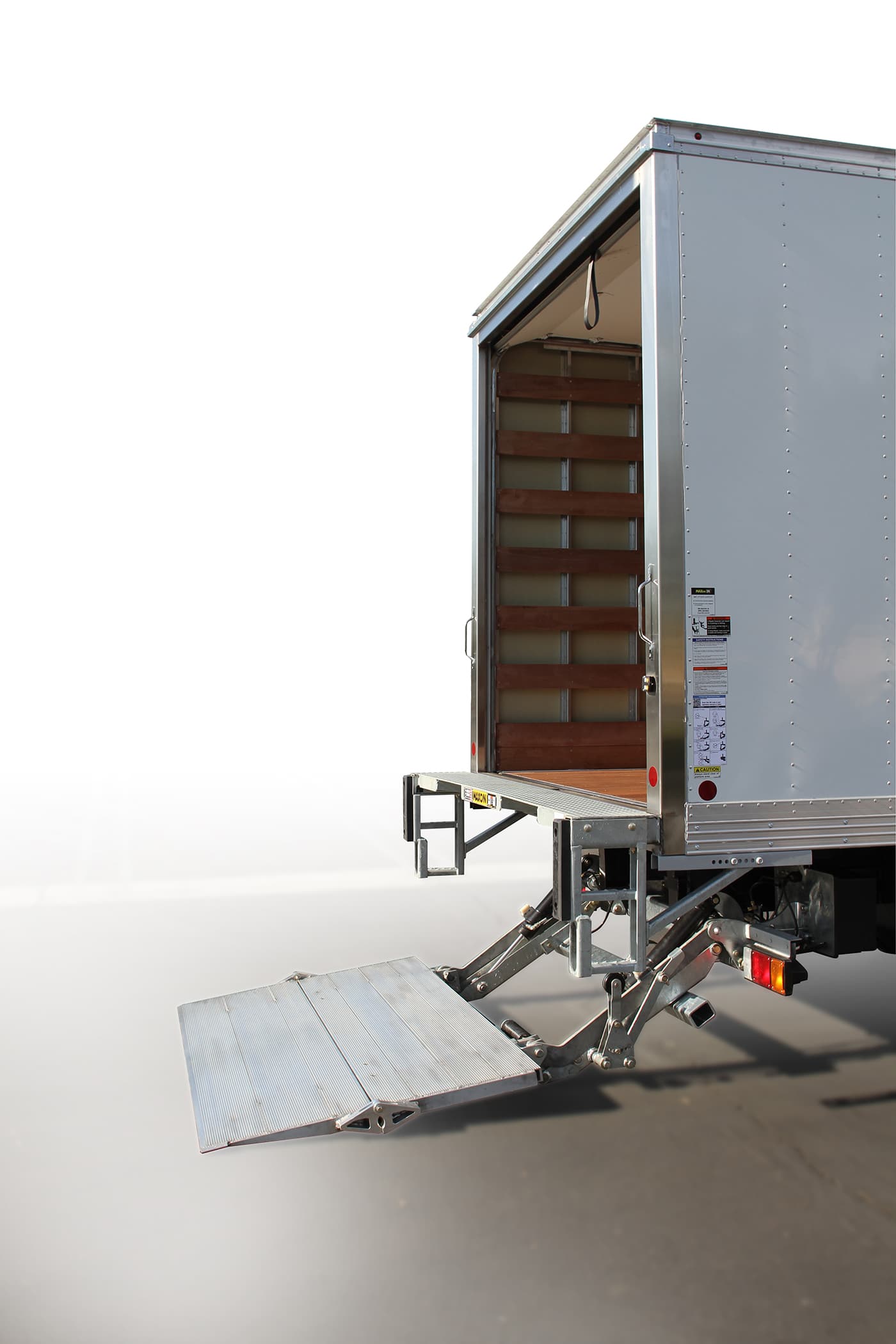 2023 Maxon MXT33L - Photo 1