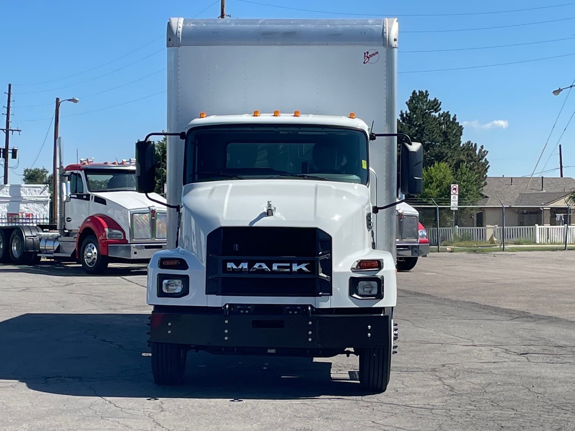 2025 Mack MD6 - Photo 1