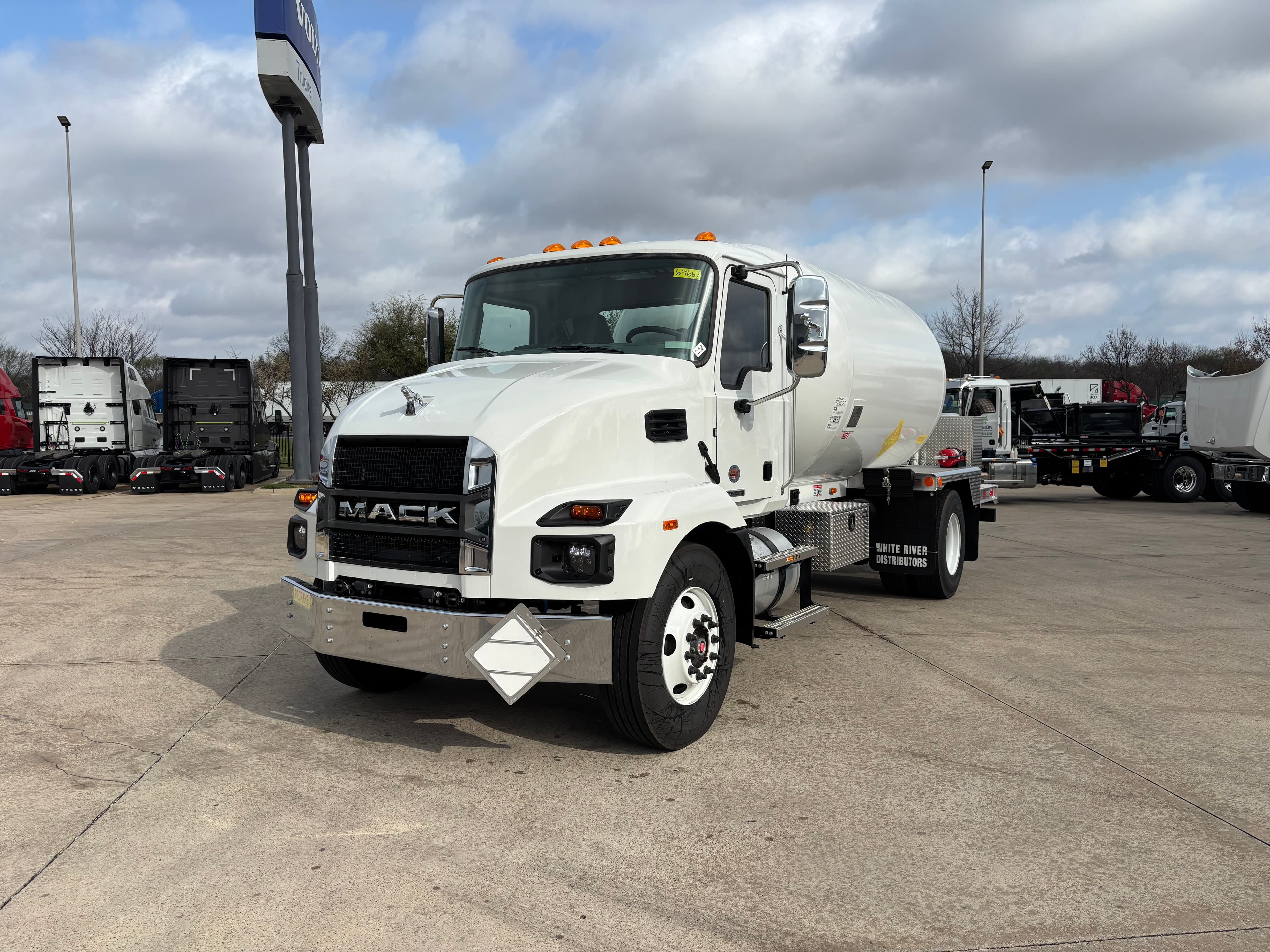 2026 Mack MD7 - Photo 1