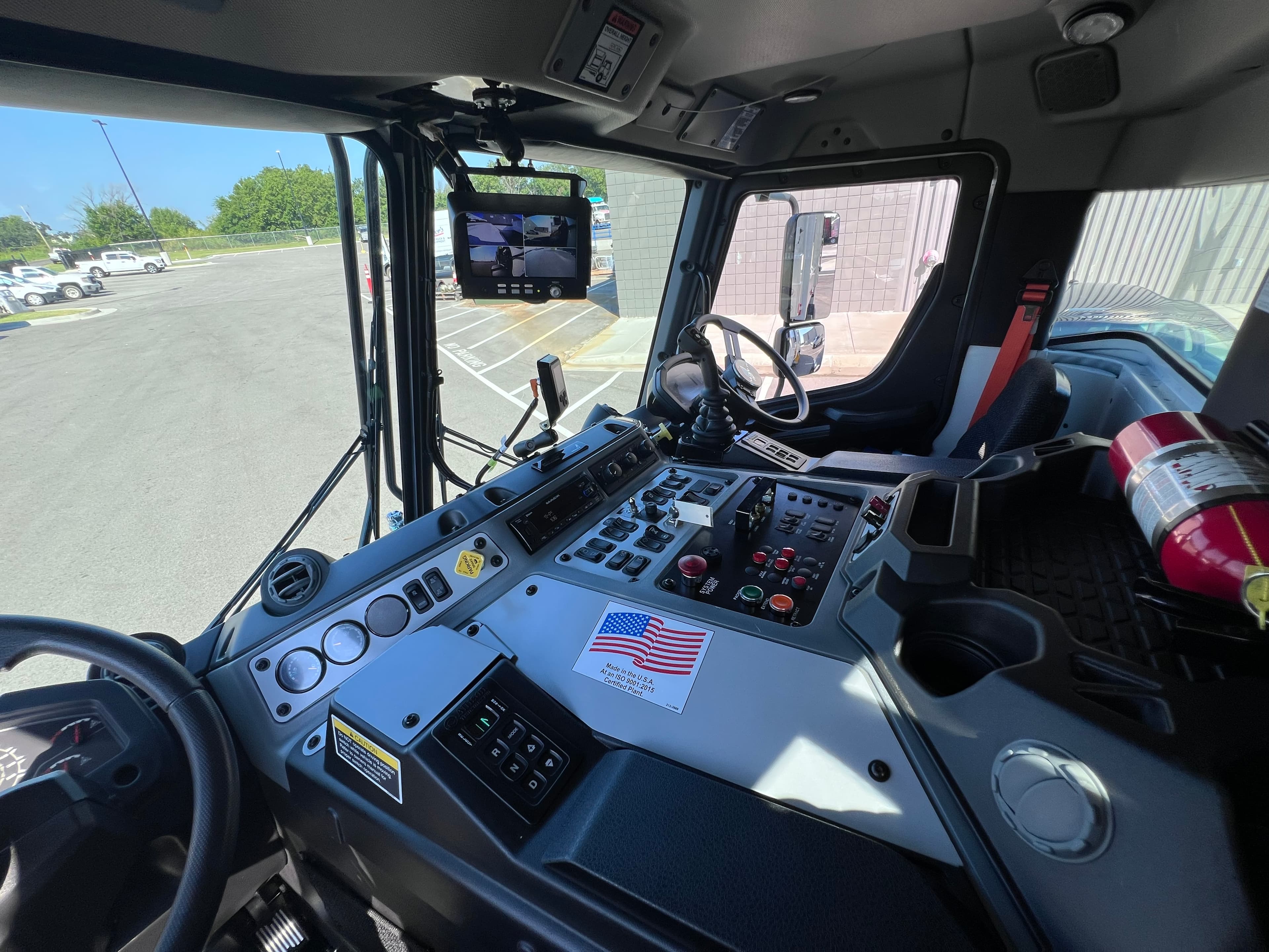 2026 Mack LR64 - Photo 1