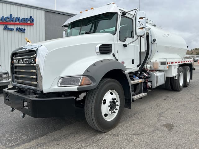 2026 Mack GR64B - Photo 1