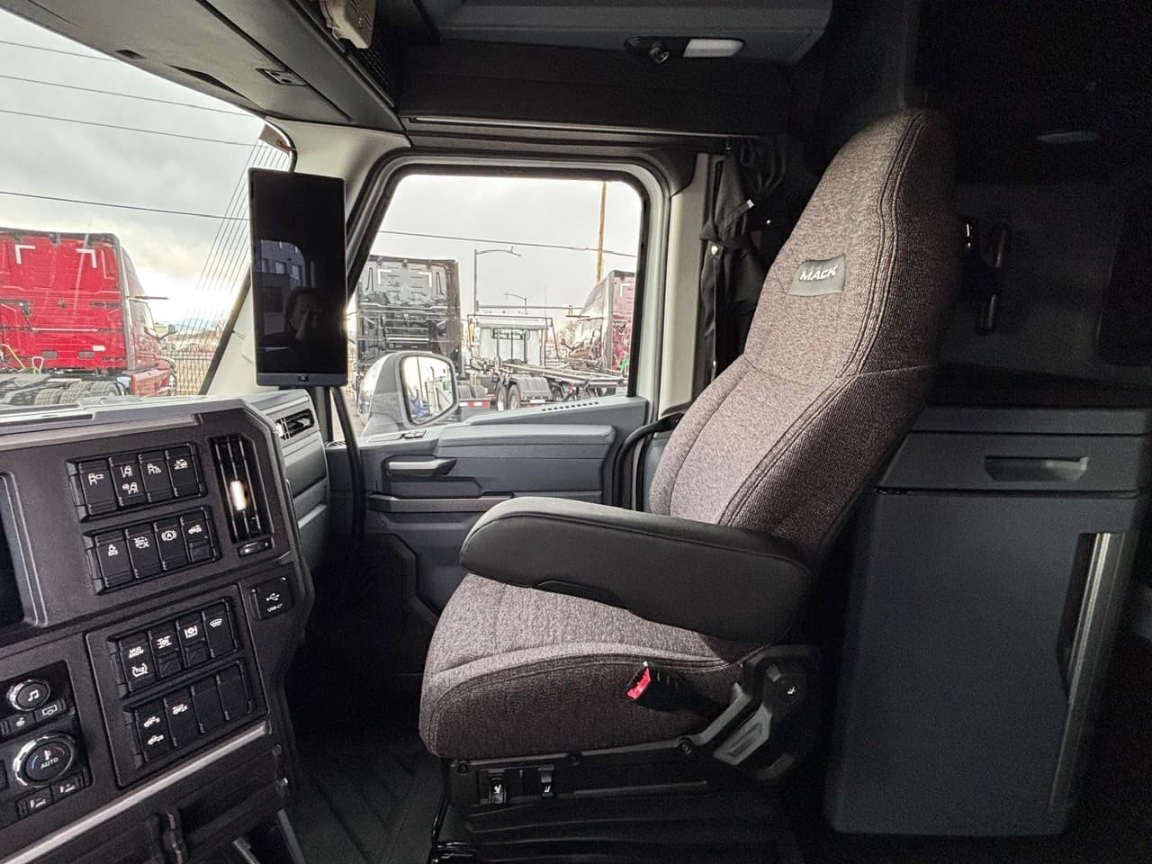 2026 Mack PR64T76H - Photo 1