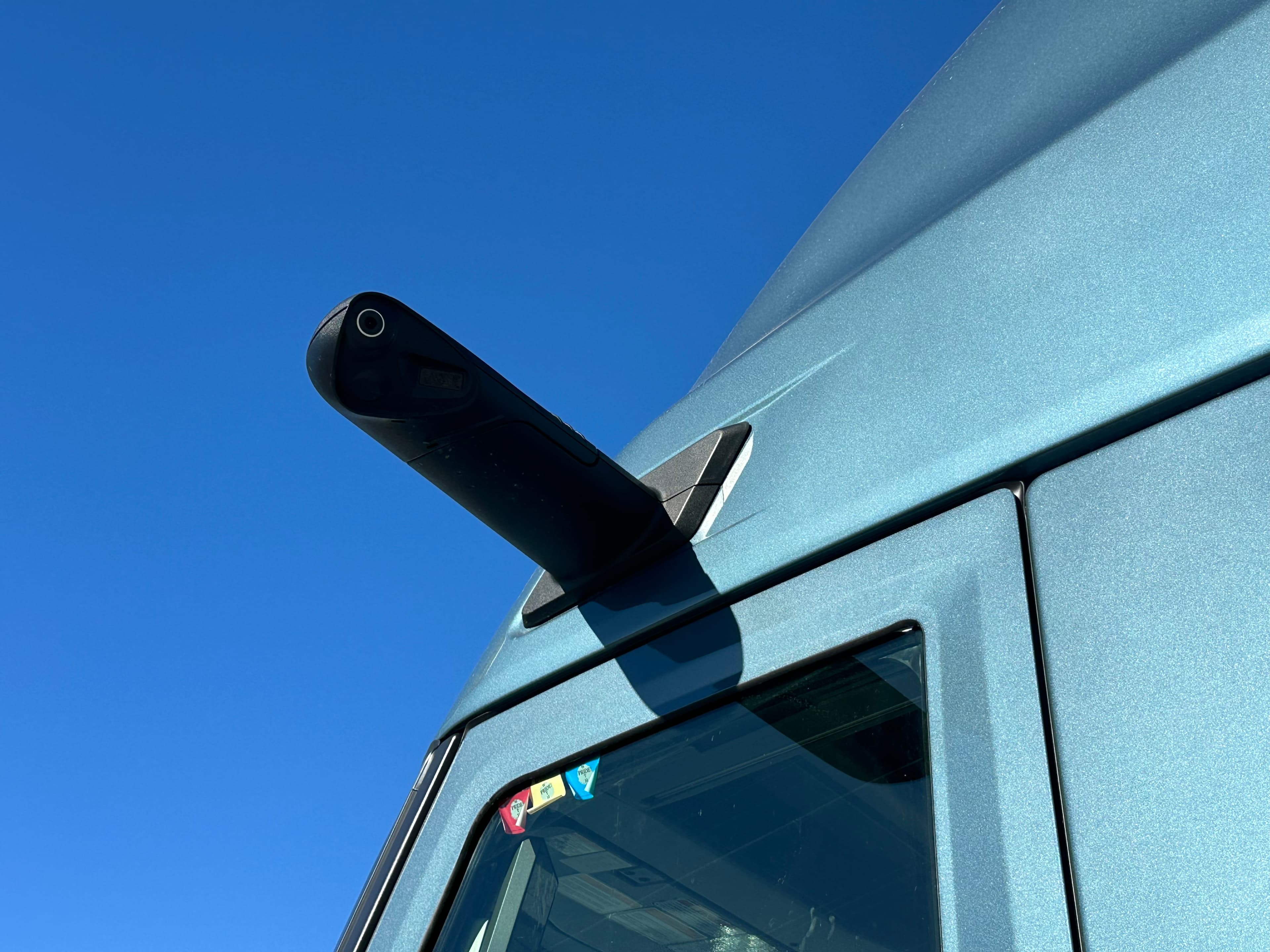 2026 Volvo VNL64T860 - Photo 1