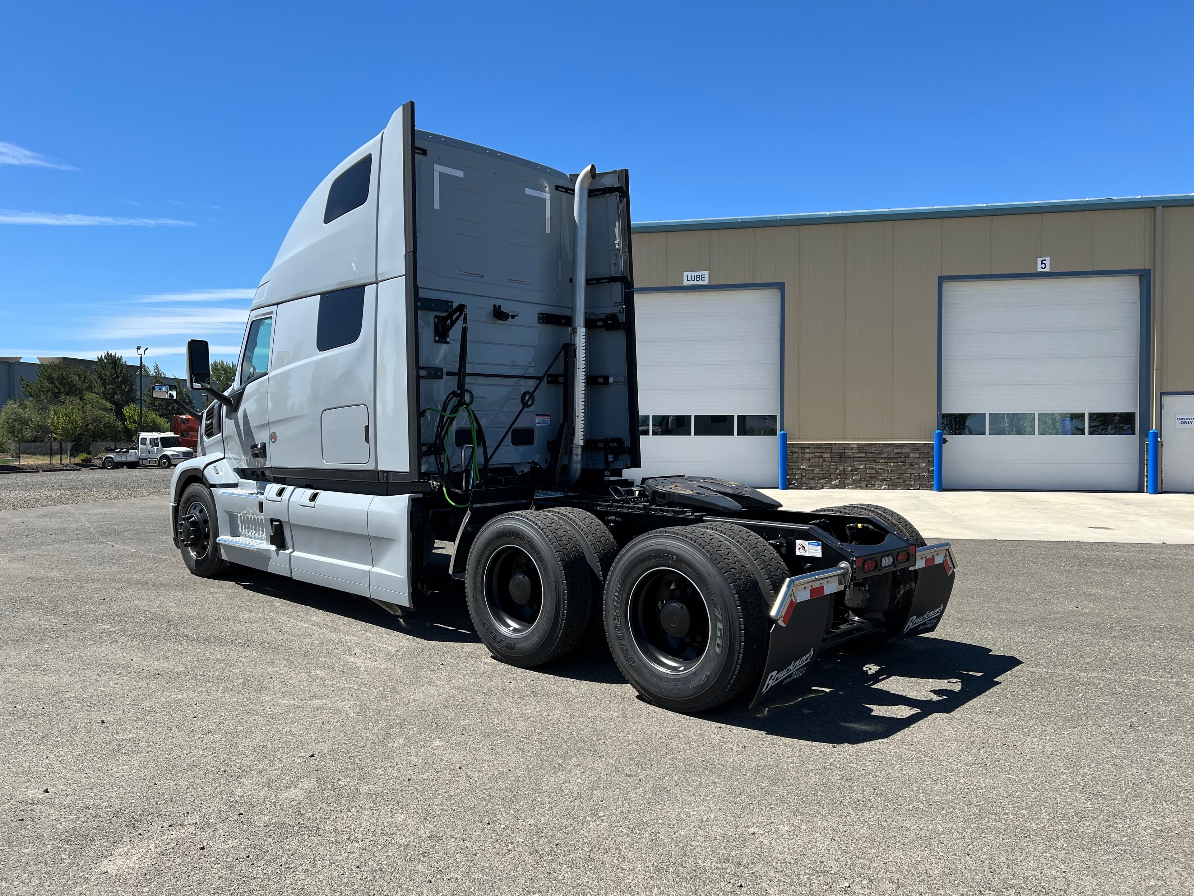 2027 Mack PR64T76H - Photo 1