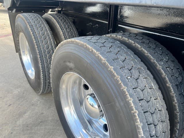 2018 Mack GU713 - Photo 1