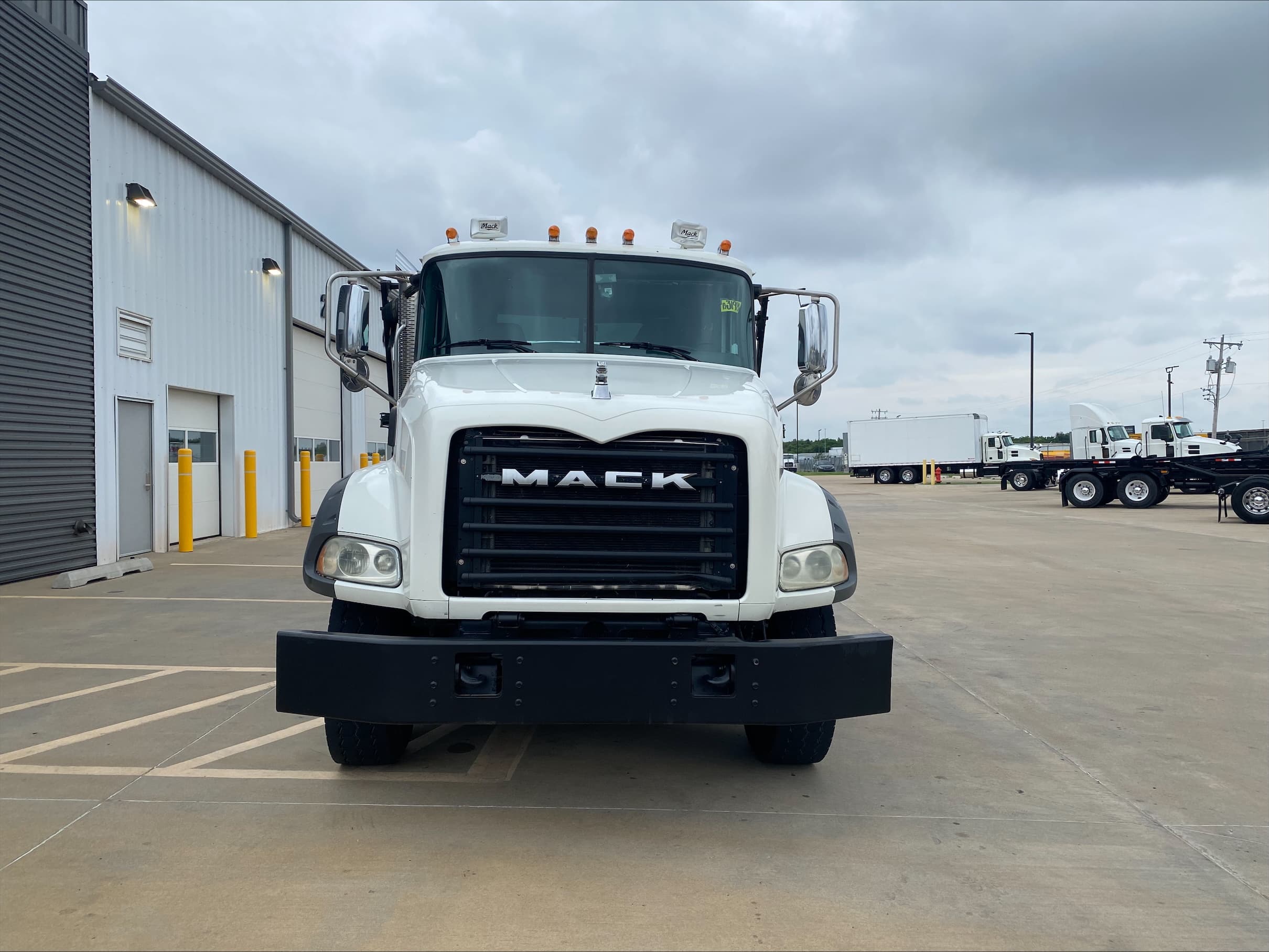 2018 Mack GU533 - Photo 1