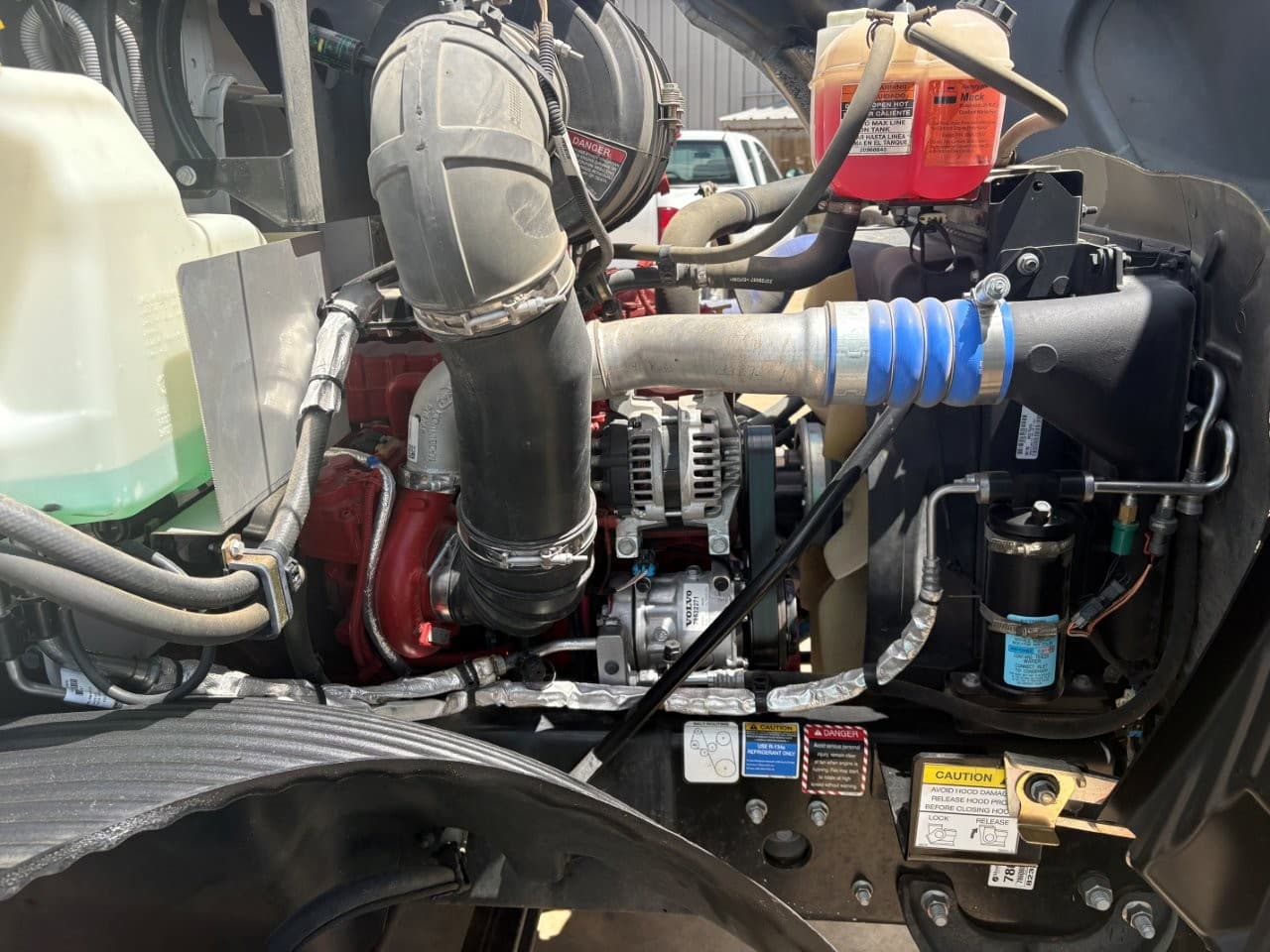 2024 Mack MD6 - Photo 1