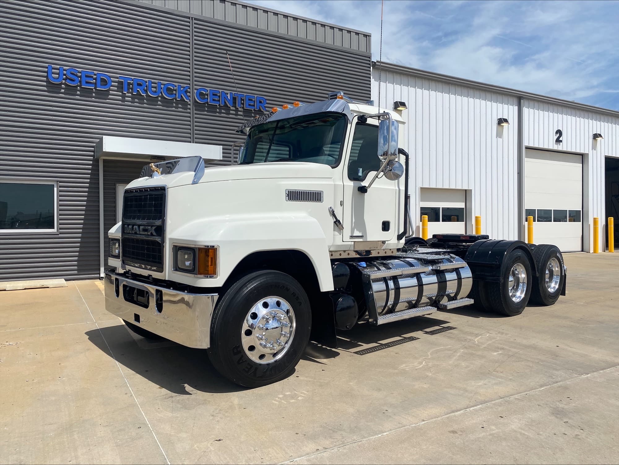 2021 Mack PI64T - Photo 1