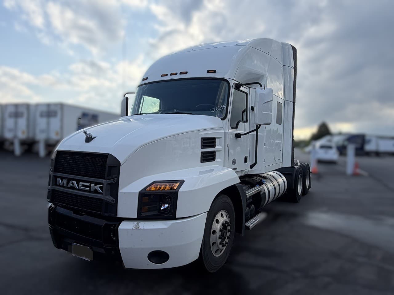 2020 Mack ANTHEM - Photo 1