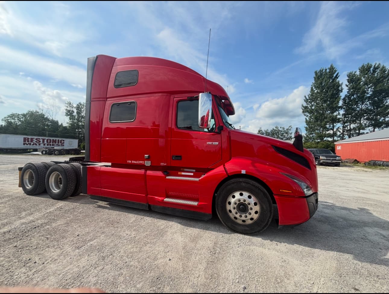 2024 Volvo VNL64T860 - Photo 1