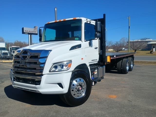 2026 Hino XL8M - Photo 1
