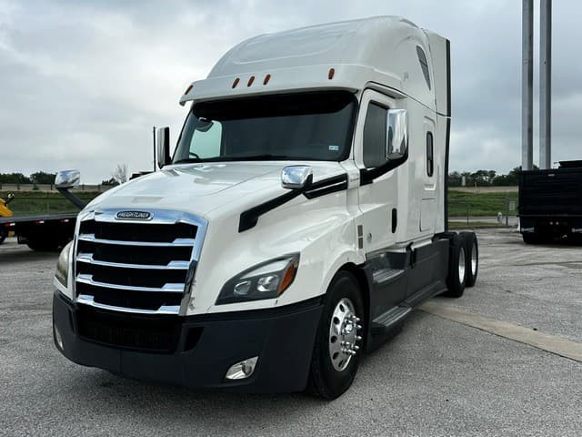 2019 Freightliner CASCADIA 126 - Photo 1